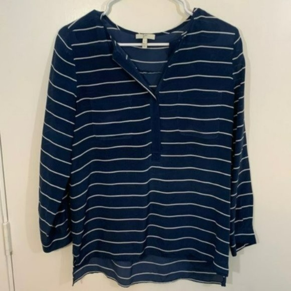 Joie Silk Blouse Popover Top, 2 Chest Pockets, Navy with White Pinstripes, Small